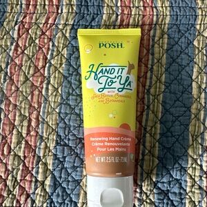 Perfectly Posh Hand It To Ya Renewing Hand Crème - Yellow and White